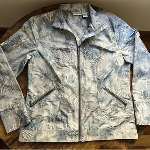 Zenergy by Chico’s woman’s lightweight jacket. Chicos size: 1, or M/8.